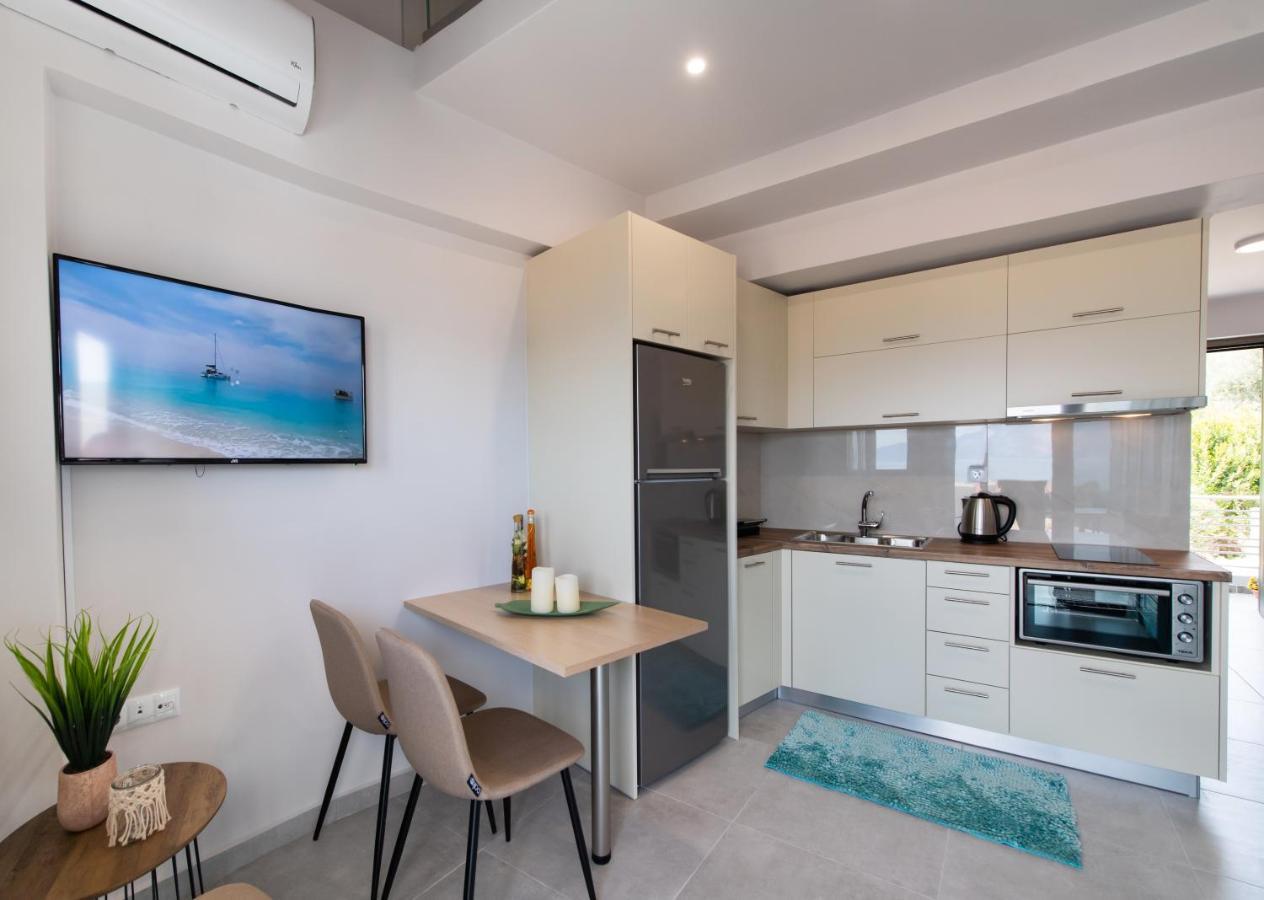 Above Blue Maisonettes Grey Diamond Nikiana Exterior photo